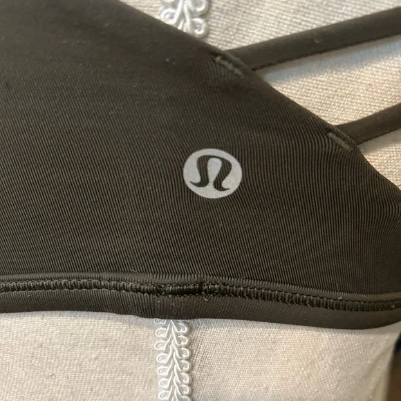 Lululemon Athletica dark green free to be wild sports bra size 4 - Picture 3 of 4